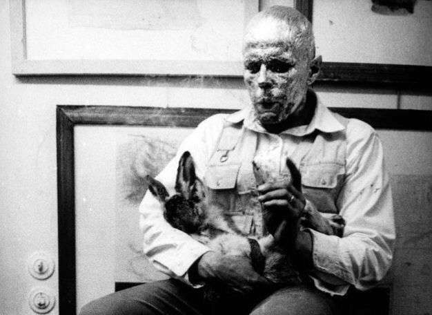 Йозеф Бойс и его заяц.