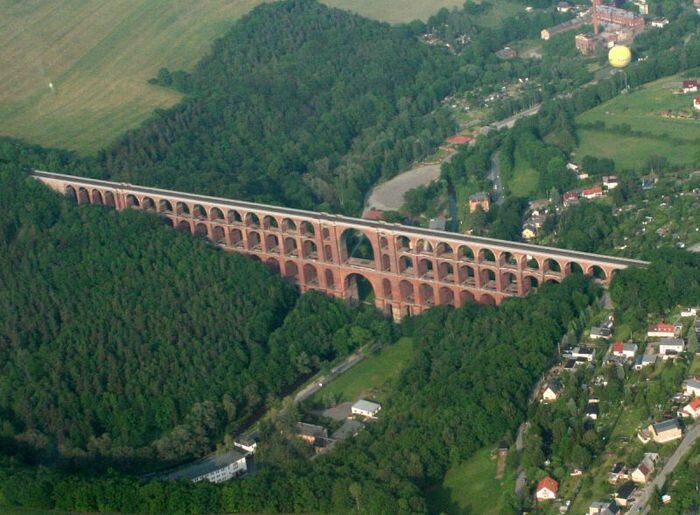 Виадук Гёльчтальбрюкке – самый большой кирпичный мост в мире