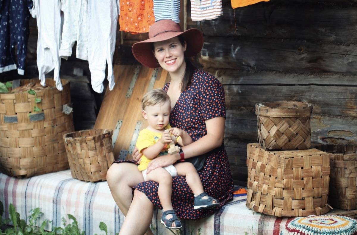 На фото Леону год, лето 2021 г.