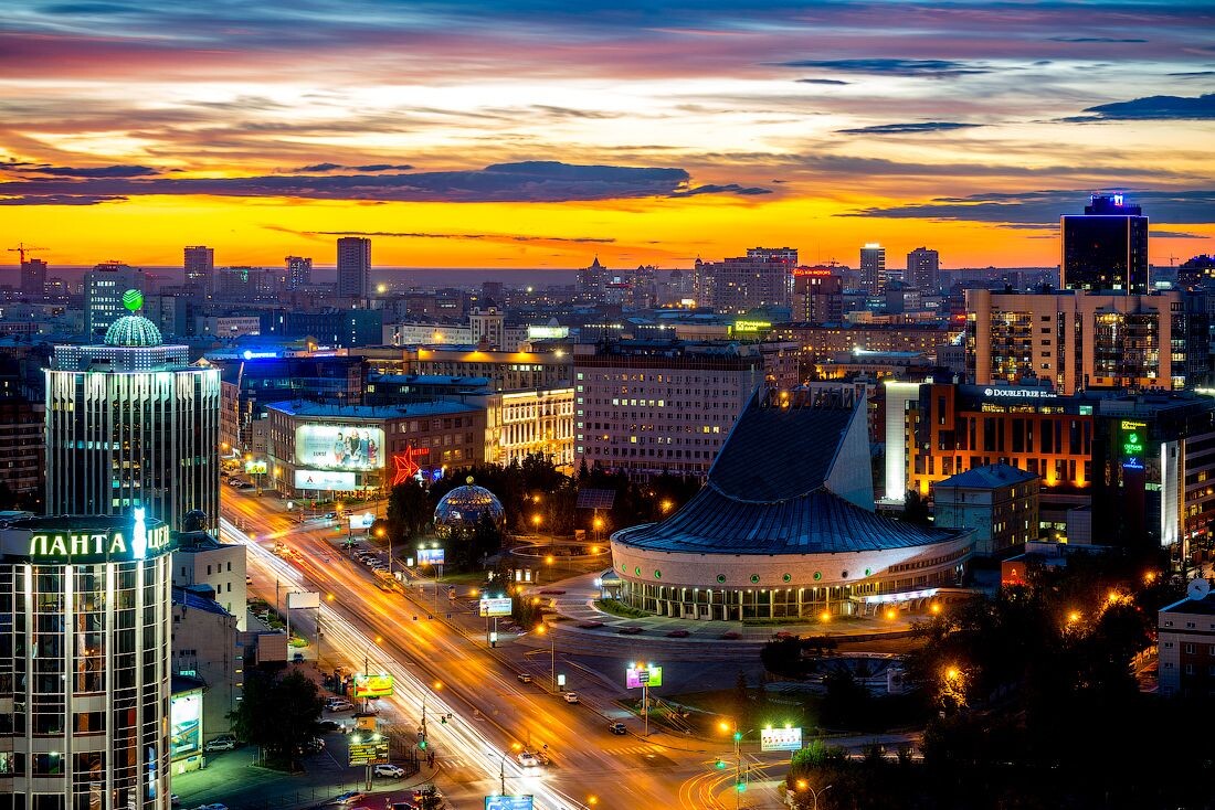 Примерно до 2010 года Новосибирск развивался и хорошел.