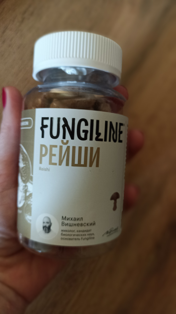 На данный момент делаю курс . Рабочий