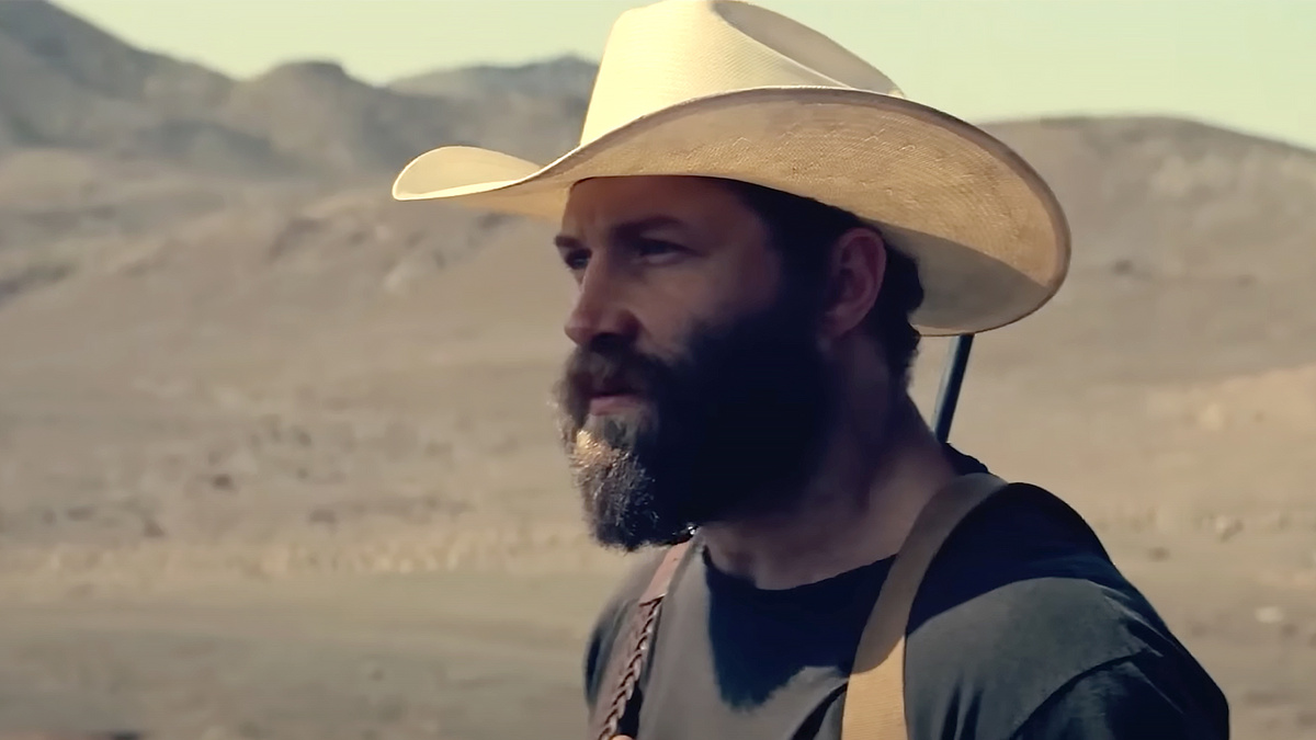 Кадр из фильма "Ловя пыль"