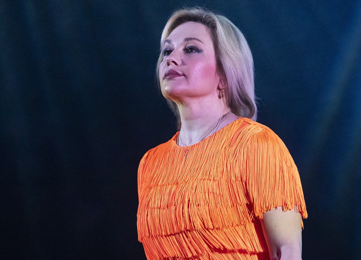    В окружении певицы говорят, что она давно мечтает о дочке