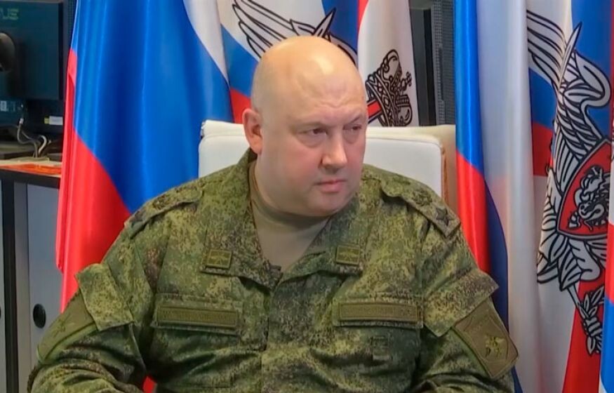    «Отряд Суровикина и Попова будет принимать важнейшие решения на СВО»: Военный эксперт