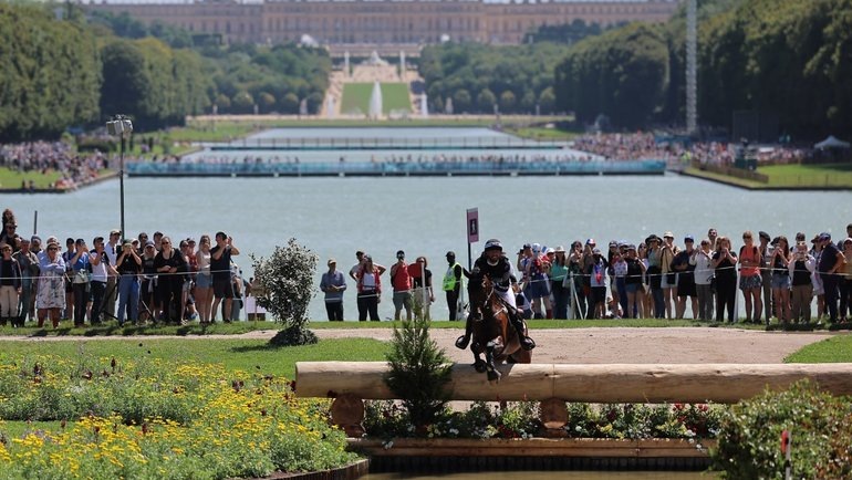    Большой канал Версаля. Reuters