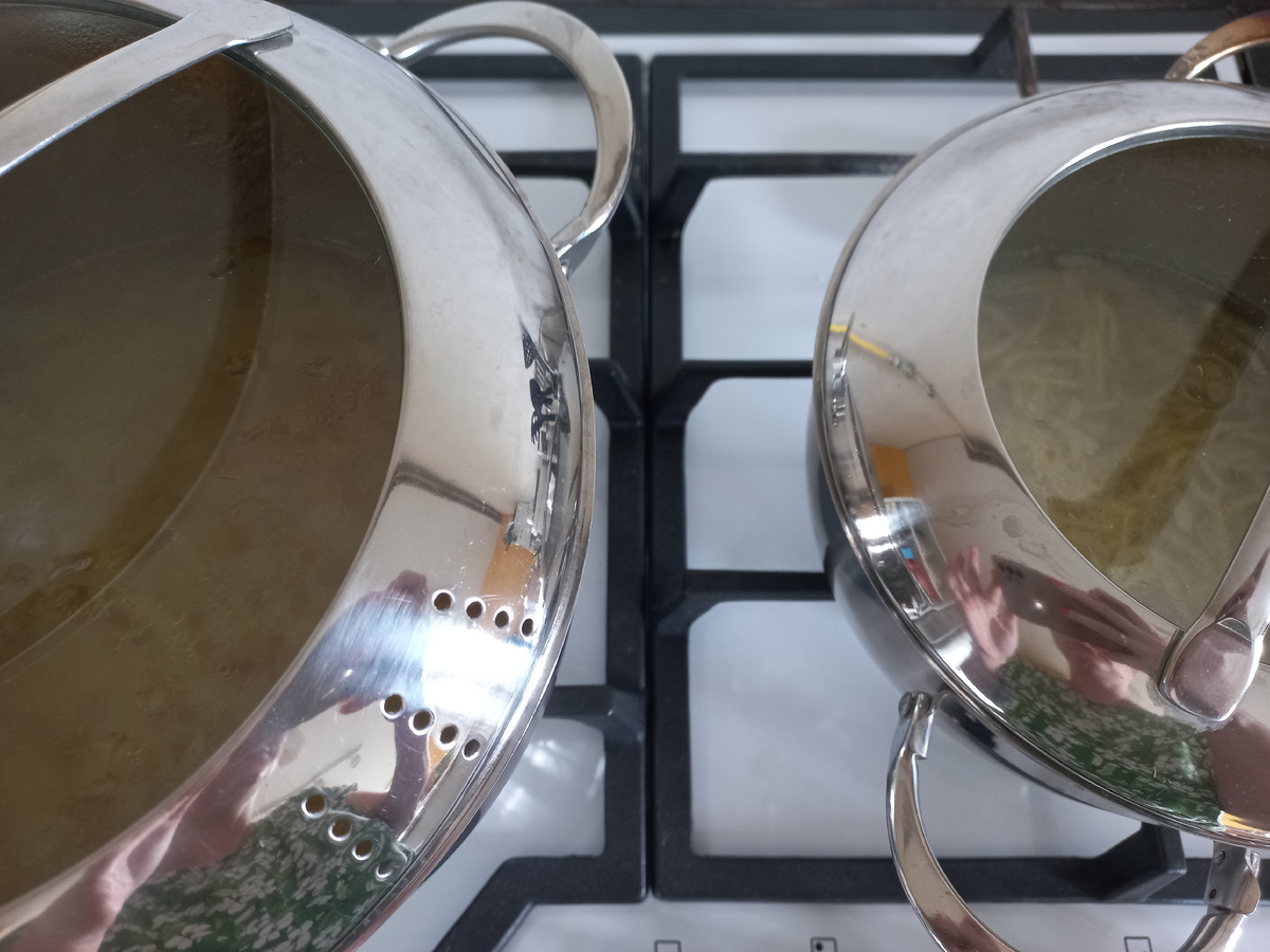 Я лапшу есть перестала - её в маленькую кастрюлю