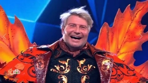 Николай Басков в маске Осень