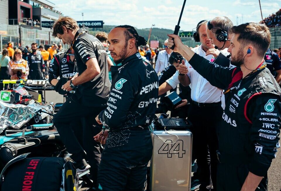    «Я был в небольшом шоке». Хэмилтон раскритиковал тактику MercedesMercedes