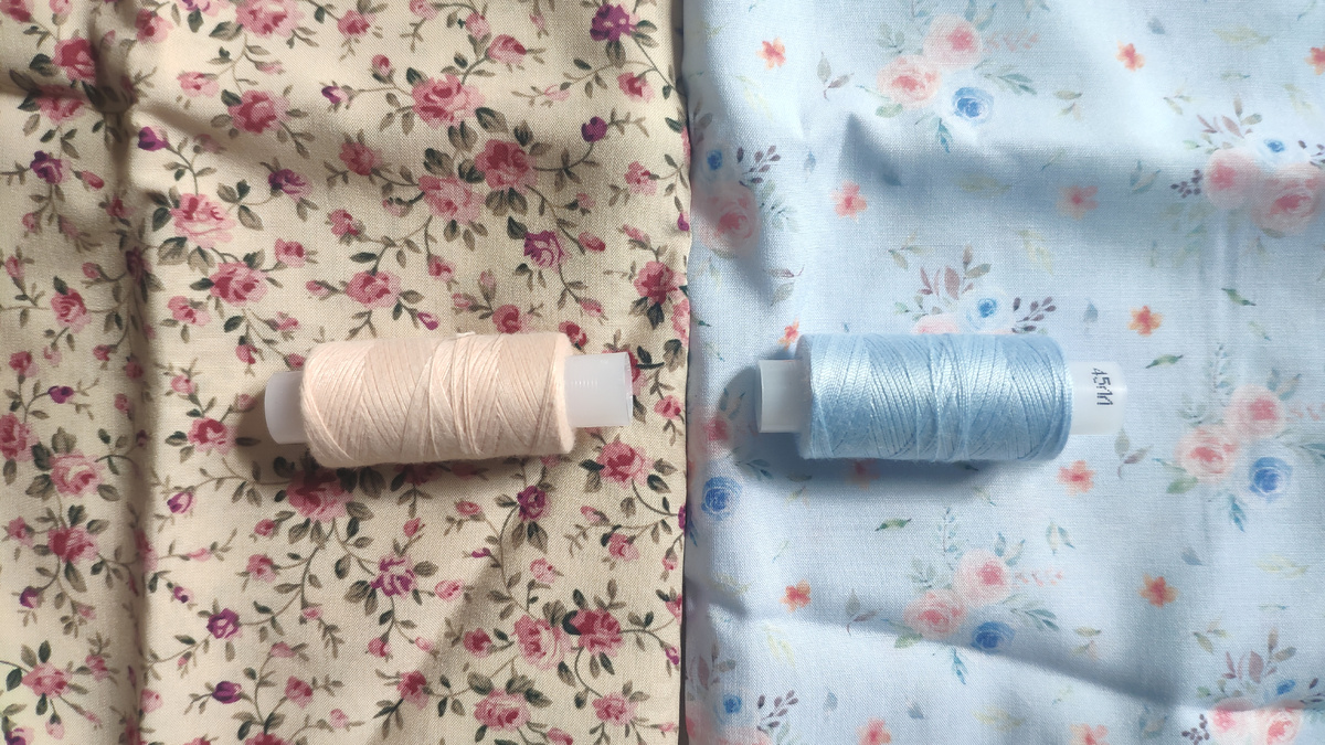 Ткани были, нитки купила 