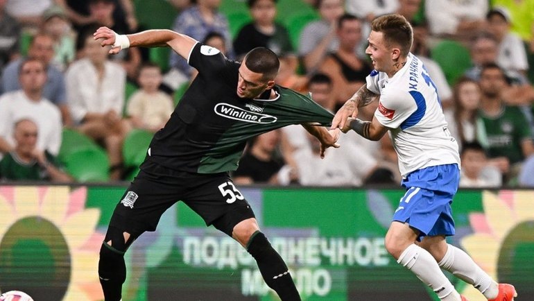    Александр Черников («Краснодар») — Антон Крачковский («Динамо» Махачкала).ФК «Краснодар»