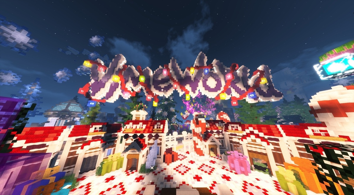 Vimeworld - это онлайн-проект, который представляет собой популярный игровой сервер Minecraft. Он был создан в 2013 году и с тех пор приобрел огромную аудиторию игроков. 
На сервере Vimeworld есть несколько игровых режимов, включая выживание, PvP, кланы, голодные игры и многое другое. Игроки могут участвовать в различных соревнованиях, сражаться друг с другом в битвах или просто строить и развивать свои уникальные миры.

Один из основных принципов сервера Vimeworld - это дружелюбная игровая обстановка и поддержка сообщества. Здесь каждый игрок может найти себе друзей, участвовать в различных мероприятиях и конкурсах, общаться в чате и обмениваться опытом.

Vimeworld также постоянно обновляется и дополняется новыми функциями и возможностями для игроков. Это делает проект еще более увлекательным и разнообразным.

В целом, сервер Vimeworld являлся одним из самых популярных и успешных игровых проектов в Minecraft-сообществе, привлекающим тысячи игроков со всего мира. 

Так почему-же онлайн на нём упал с 14000 среднего онлайна в 2021 году, до 1000 среднего онлайна в 2024 году.
Об этом я расскажу в этой статье.