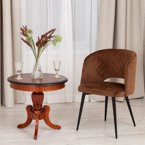 Столик из массива гевеи