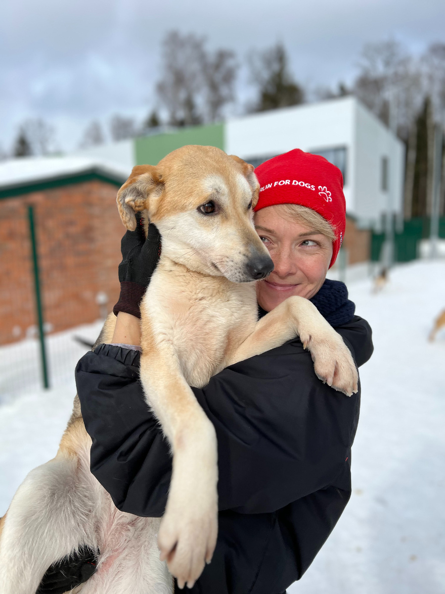 Лилли доверчивая.