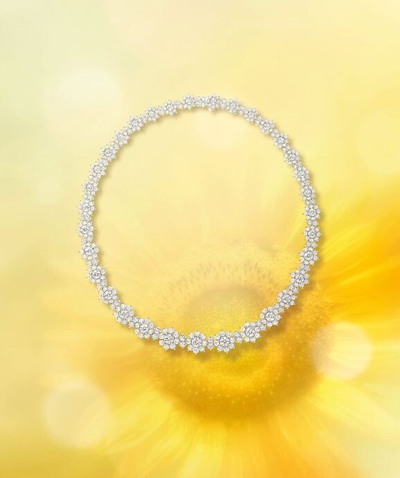 Мотив подсолнуха стал центральным элементом коллекции Harry Winston Sunflower (2 фото)