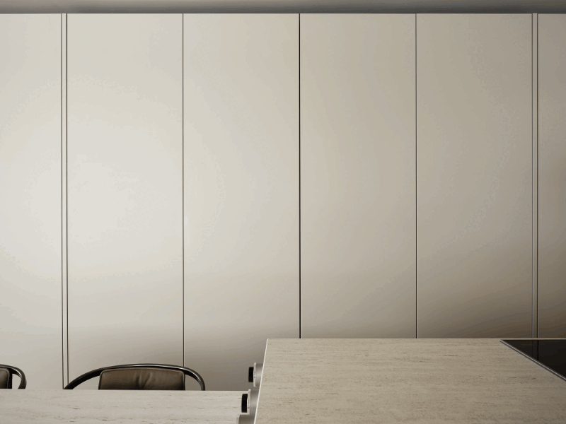 Управлять светом и электромеханизмами в кухнях Giulia Novars можно не только с помощью жестов рук, но и голосом либо через приложение на смартфоне. Приглашаем протестировать новые технологии в наших салонах.