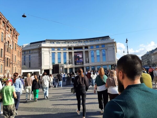 Торговые центры по-прежнему привлекают к себе покупателей, несмотря на цифровизацию и усиленную работу маркетплейсов