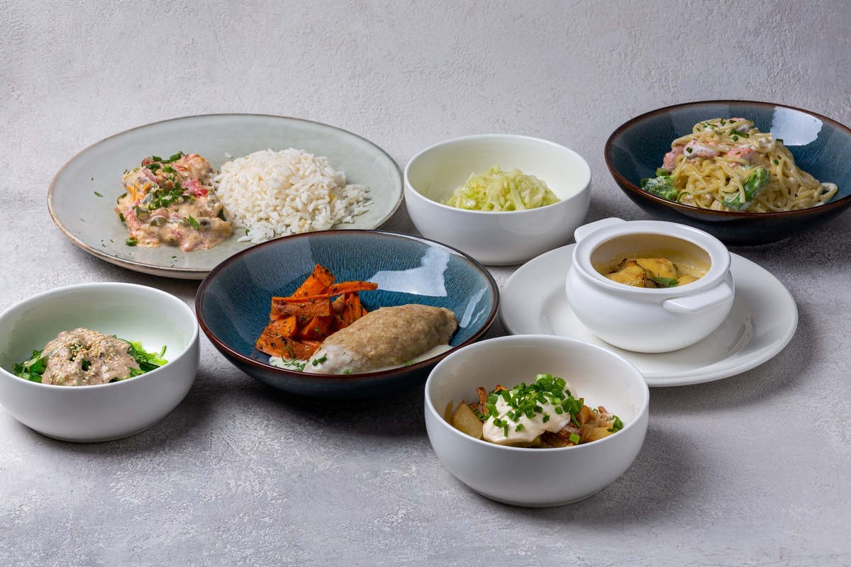 Блюда бизнес-ланч меню. Фото © ресторана «Скоморохи»