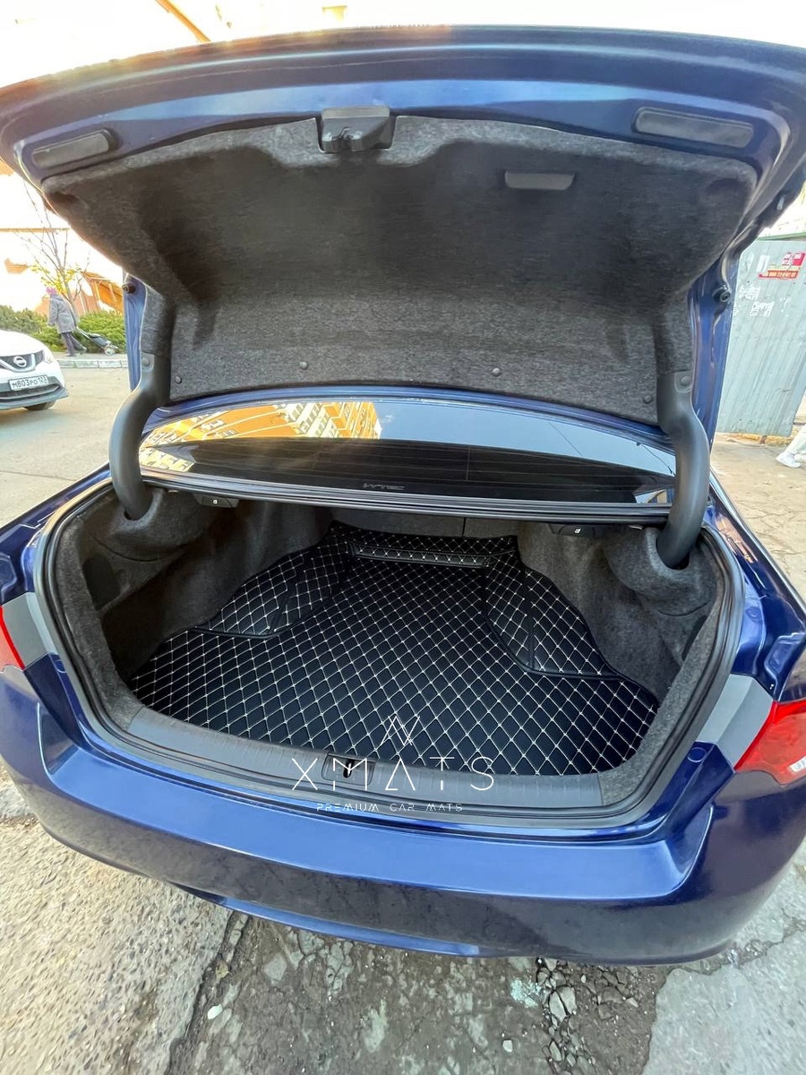 Коврики из экокожи в багажник на Honda Accord A8