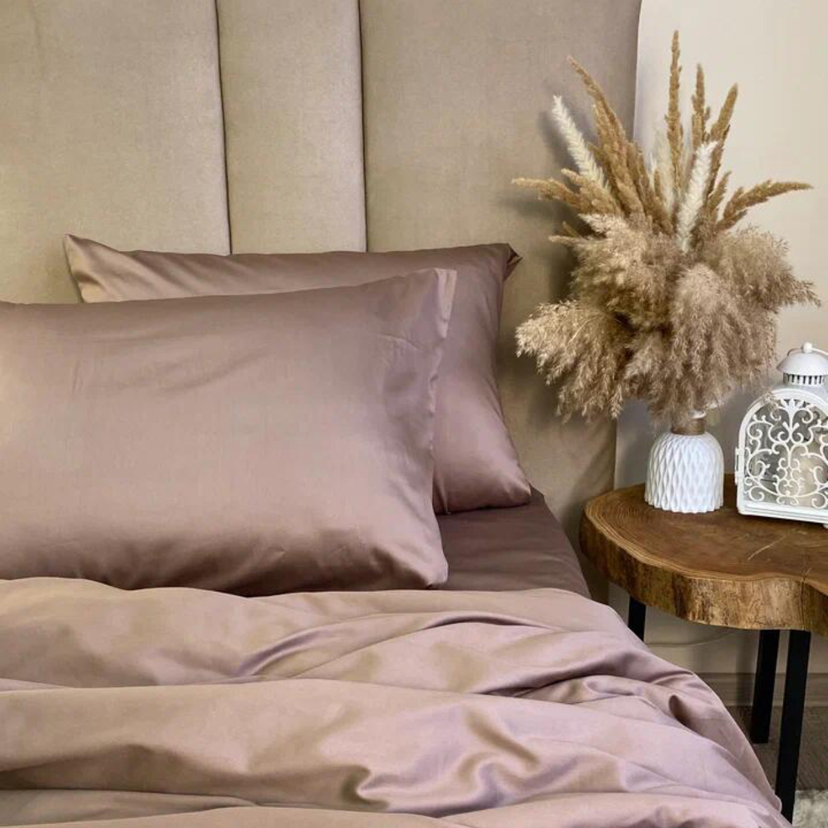 Комплект из королевского сатина в оттенке Какао в нашем исполнении.