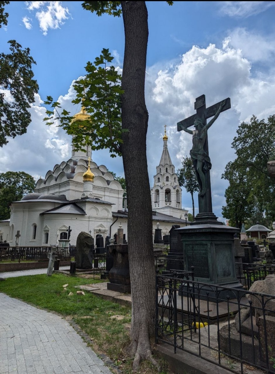 В Донском монастыре , Старый Собор