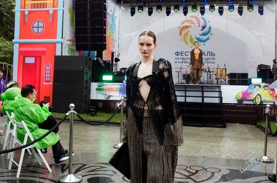 Андреа Ланда. «INTERCAMBIANDO CULTURAS EN LA MODA» Колумбия. Фотограф Галина Савинич