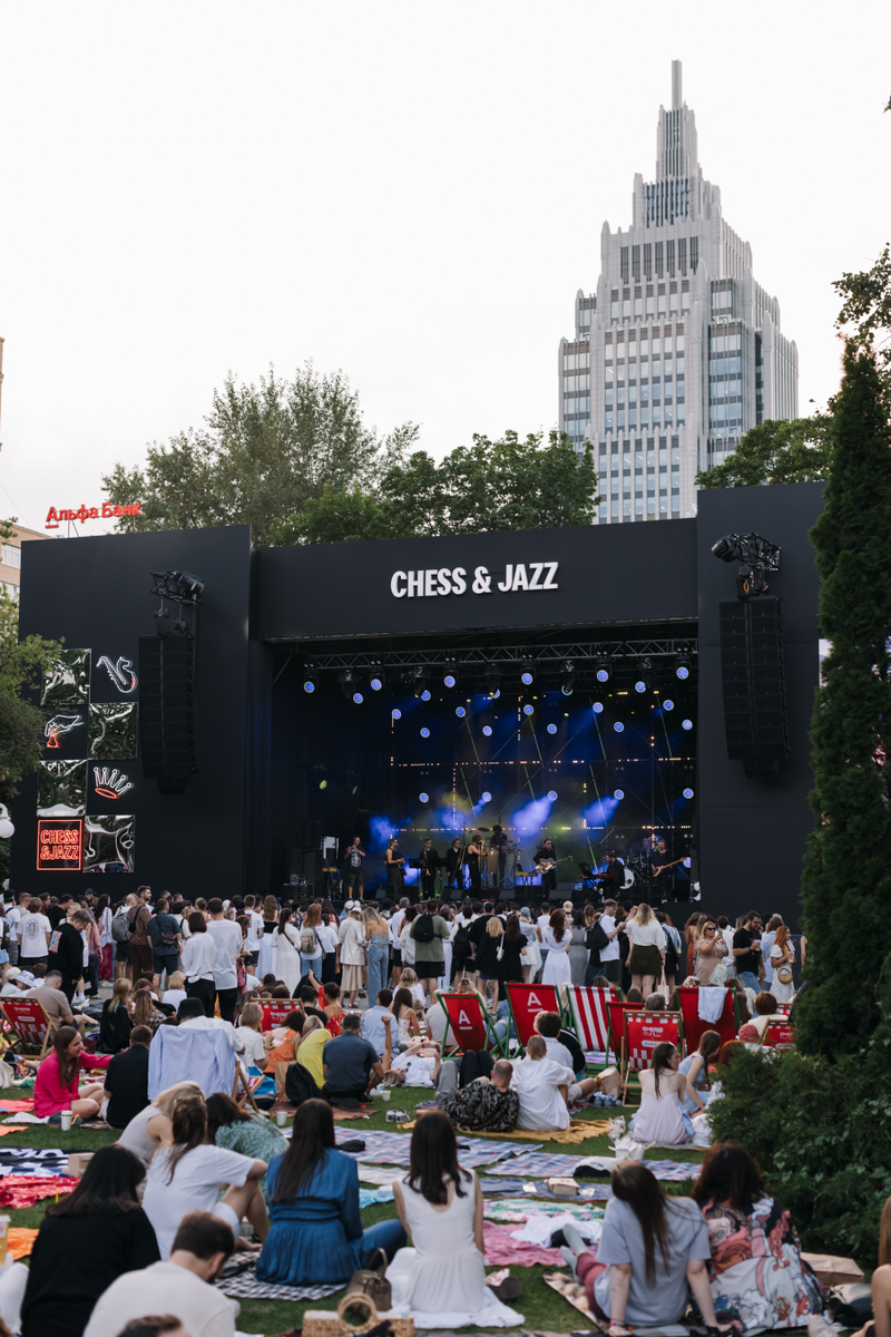    Фестиваль Chess & Jazz прошел в московском саду «Эрмитаж» (фото 3)