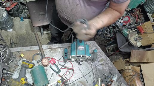 Makita RT2300 не включается . Реальный ремонт без нарезки ,