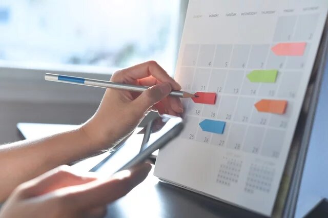    Выгодно ли брать отпуск в октябре 2024 года?