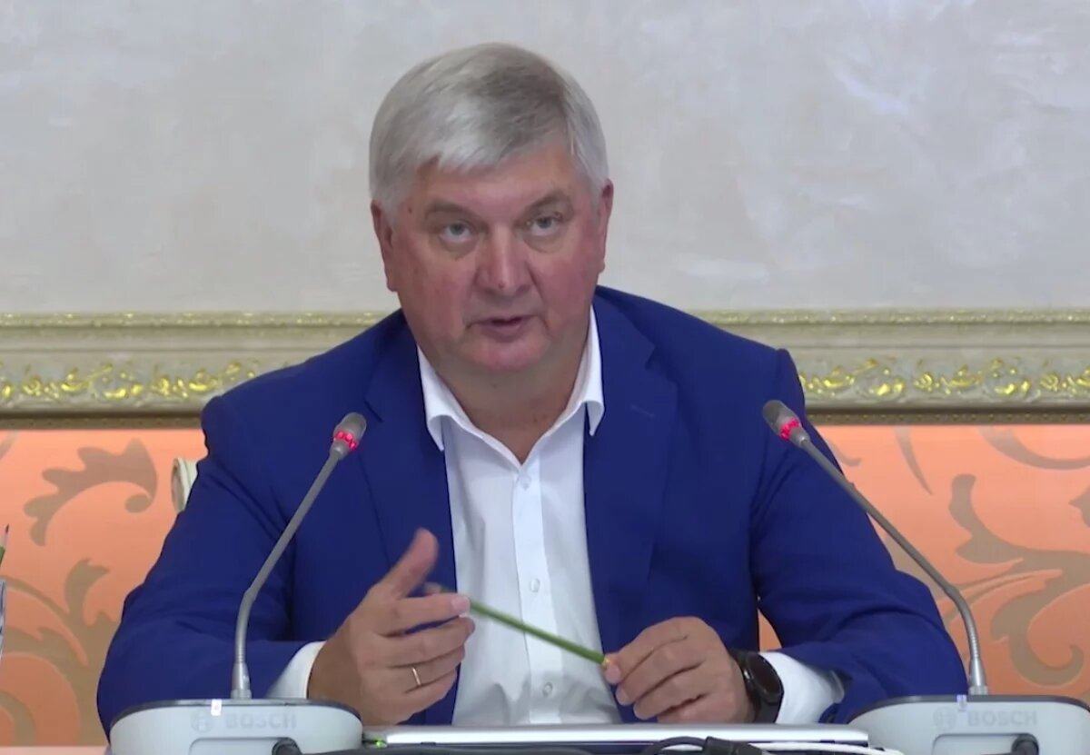    Гусев: Главная задача - правильно организовать работу с семьями бойцов СВО