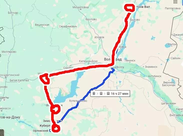 На фото: синяя линия — привычный маршрут поездов, красная линия — временный маршрут для объезда места ЧП.