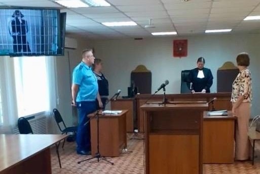 Подсудимый действовал в группе лиц по предварительному сговору