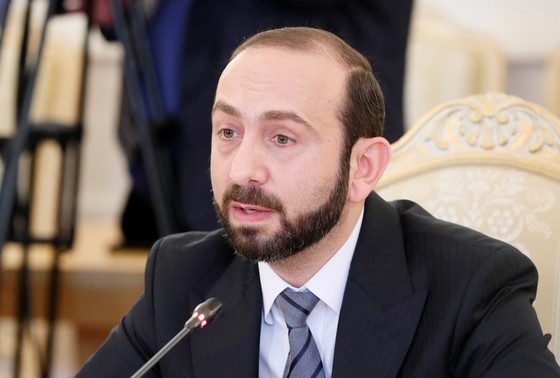    Арарат Мирзоян