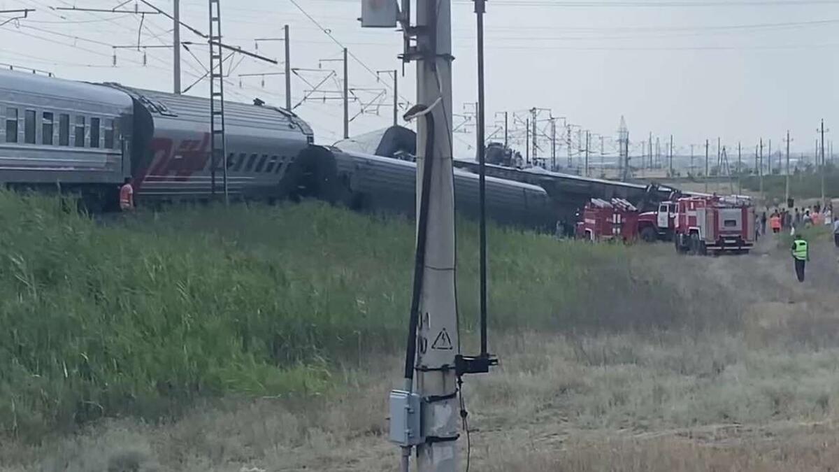    В Волгоградской области сошел с рельсов пассажирский поезд