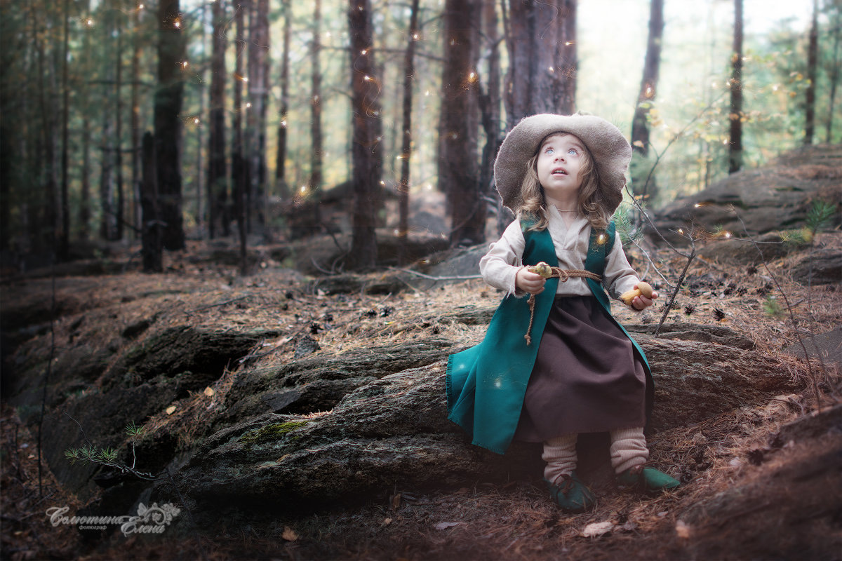 Девочка в лесу