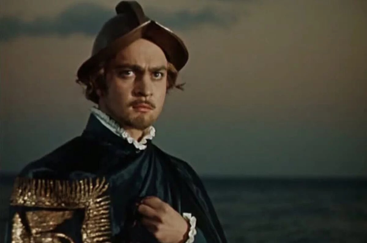    МК: в Москве полиция задержала сына актера Сошальского с наркотиками