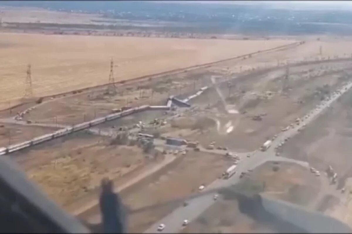    Место крушения поезда «Казань – Адлер» показали с высоты полета «Ансата»