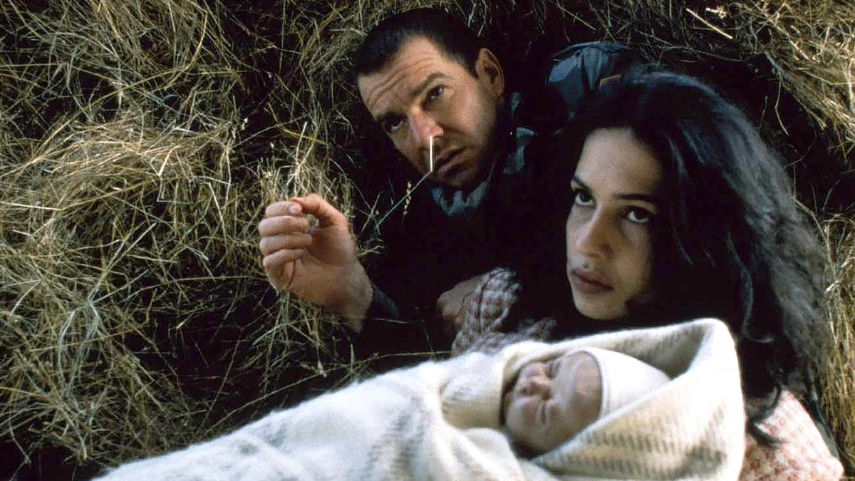 Кадр из фильма "Спаситель"