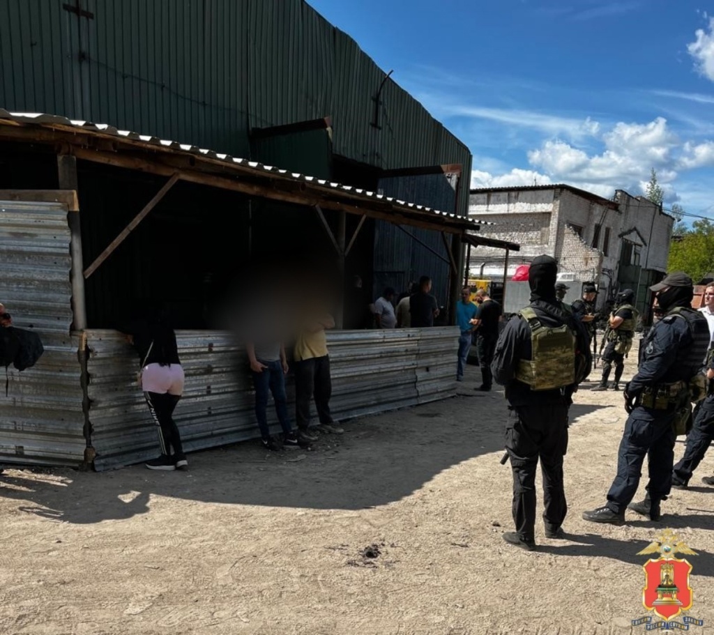 В 9 муниципалитетах Тверской области прошли рейды в местах скопления мигрантов