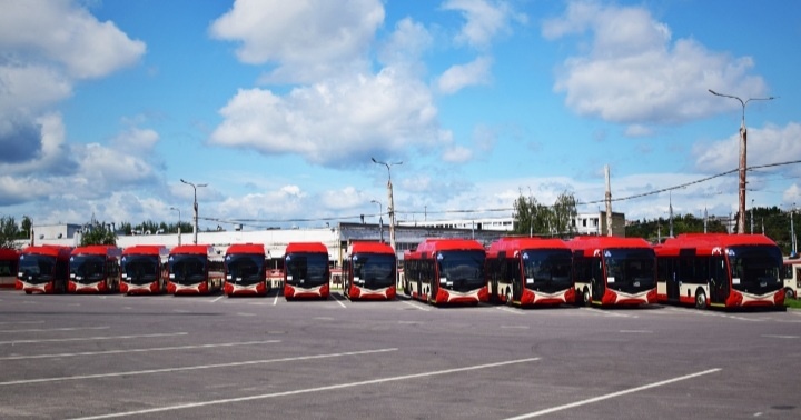 Первые машины в Литве , за пределами Чехии данные троллейбусы , а вернее такой же кузов модели SOR TNS 12 есть в Словакии 