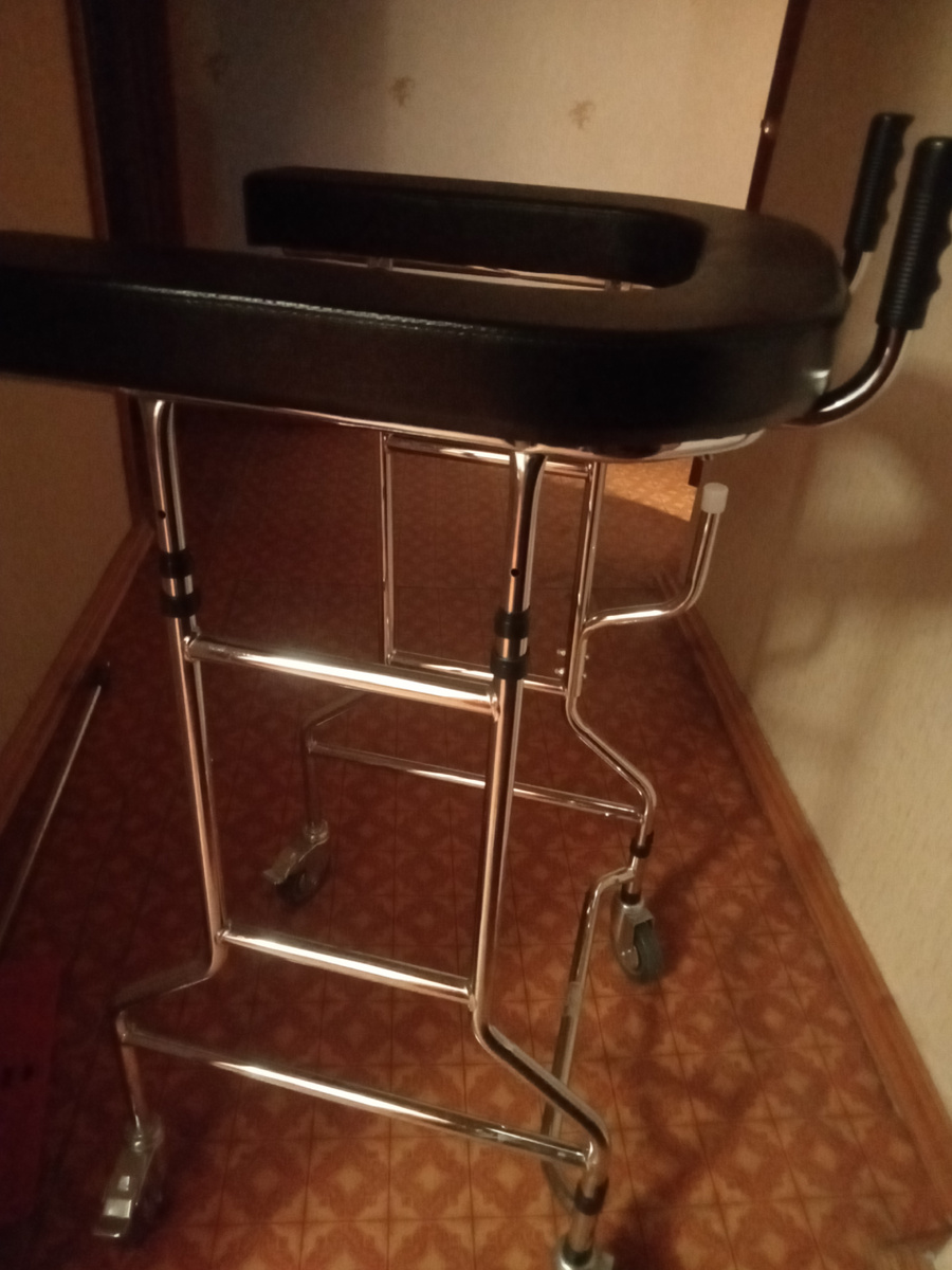 "Ходунки" для взрослого 