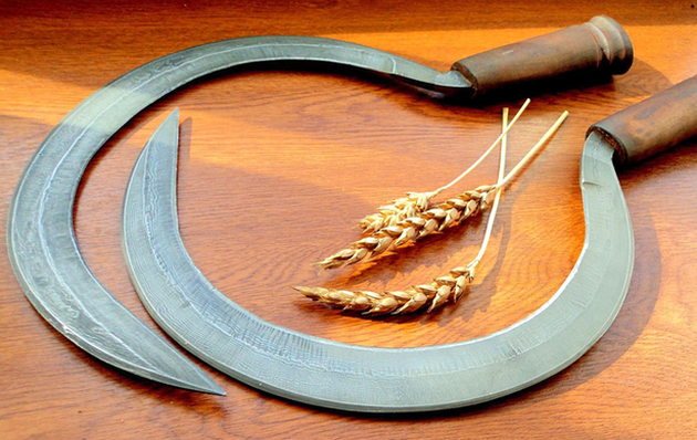 История инструментов:  серп 