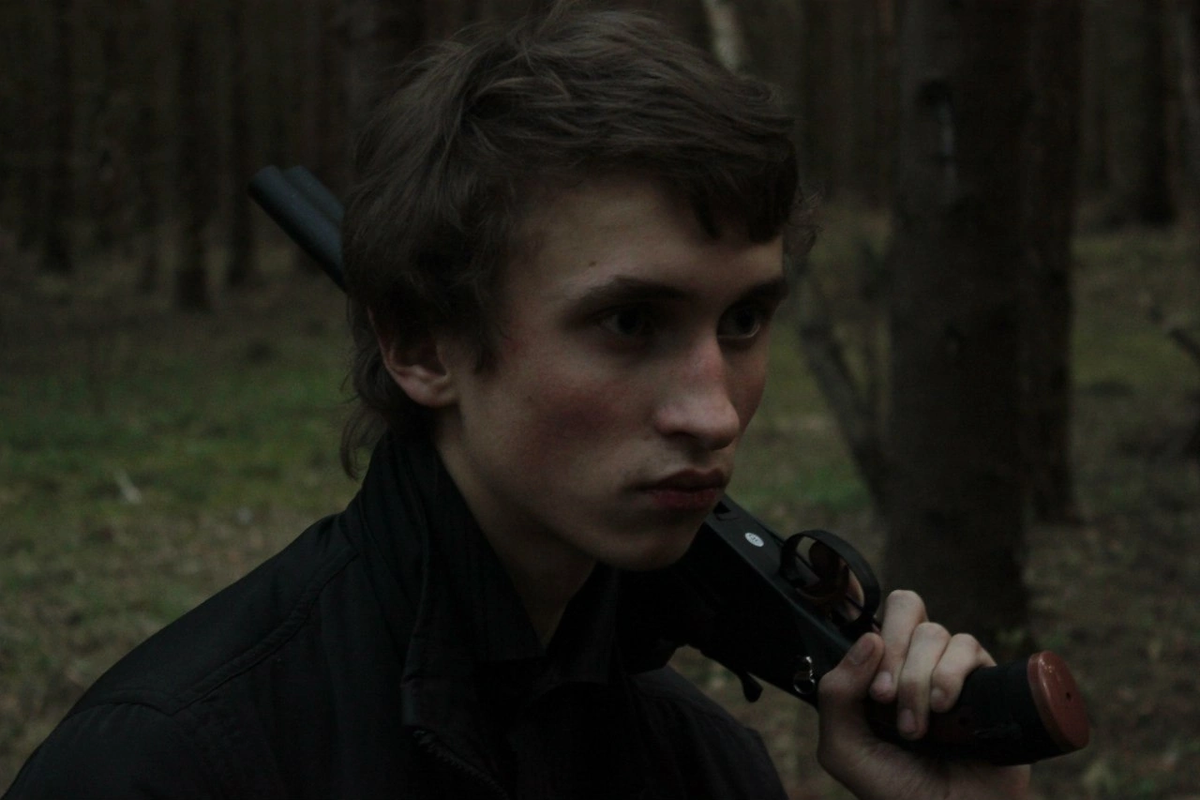 Юный пафосный водитель