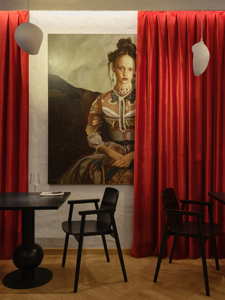 Фотографии с сайта и соцсетей ресторана