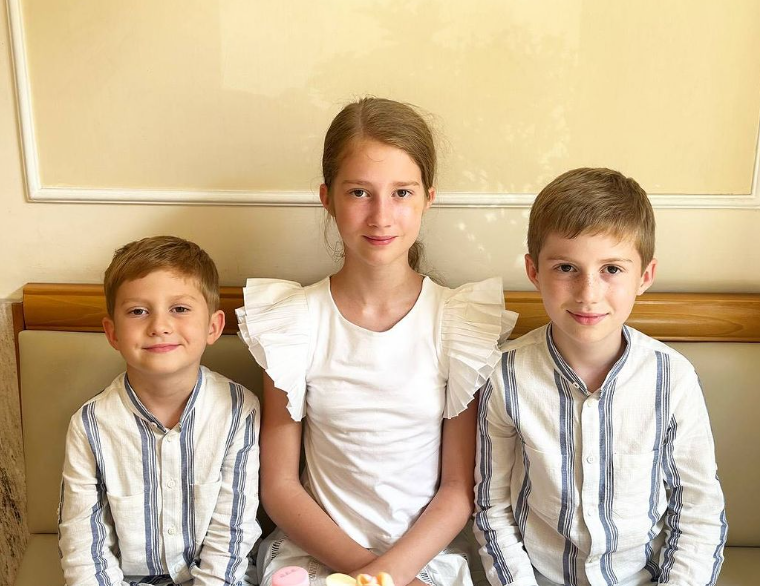 Скрин из соцсети якобы матери якобы детей Павла Дурова Ирины Болгар. 