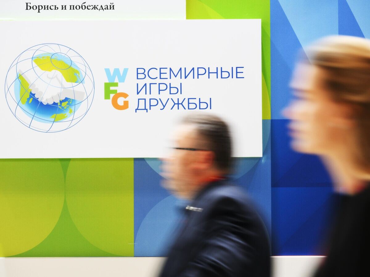    Работа ПМЭФ-2024© РИА Новости / Александр Кряжев