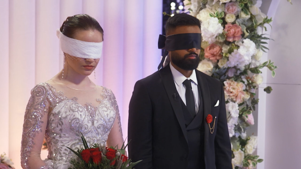 Ясновидящая подобрала невесту индусу-хирургу из Твери. Удачно ли?