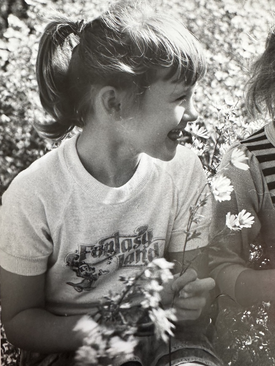 Вот как этот шестилетний ребёнок может не стучать?! Это же весело!