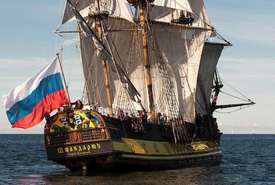    Парусный фрегат «Штандарт»