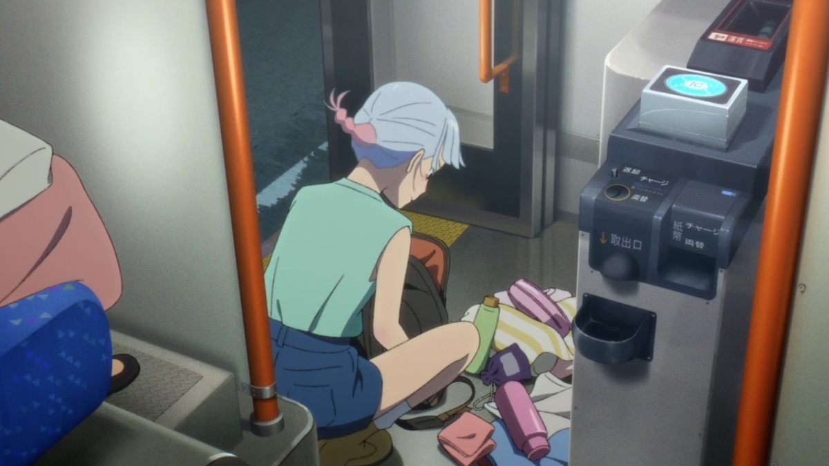 -Да где же он?.. ...Водитель торопит... -Девушка, мне нужно ехать уже... ...Парня словно что-то толкнуло в спину...