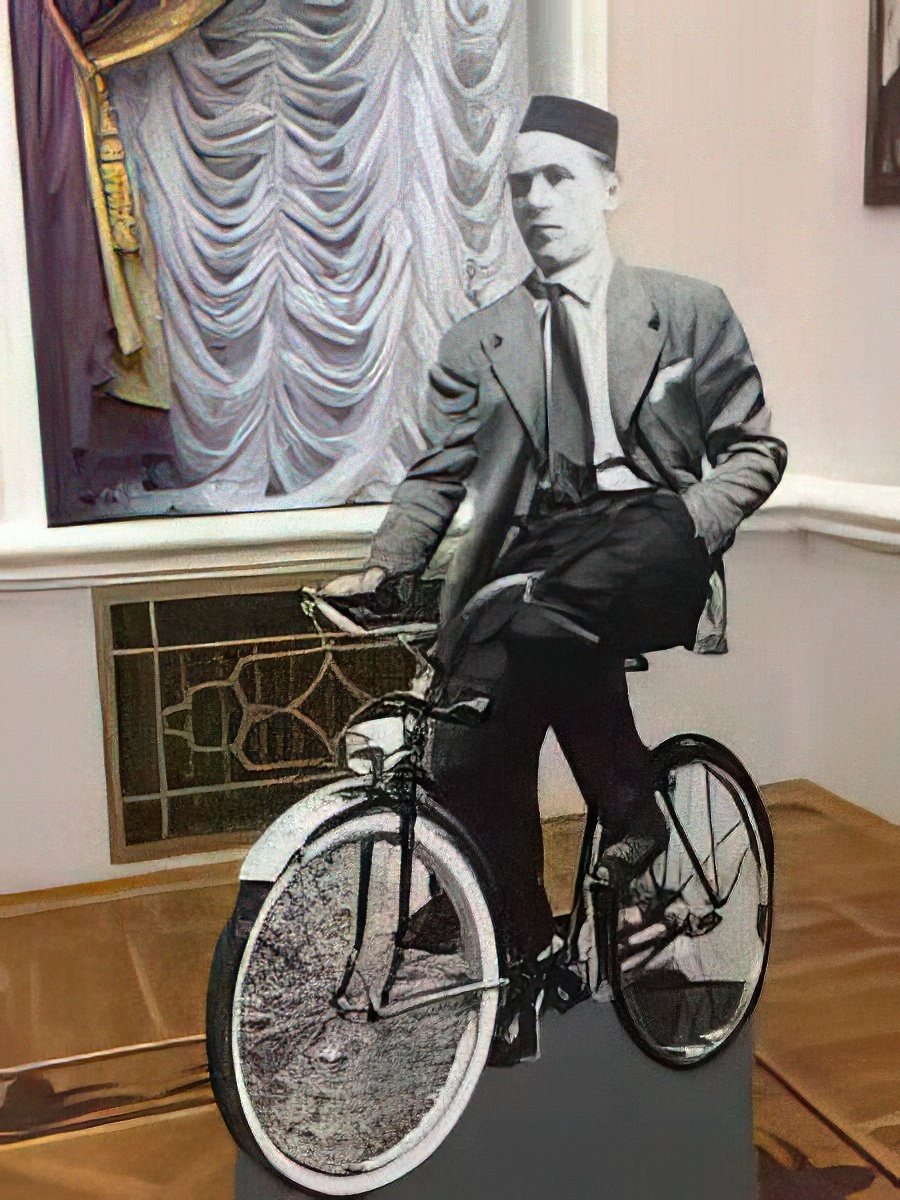 Фото: tinchurinteatr.ru